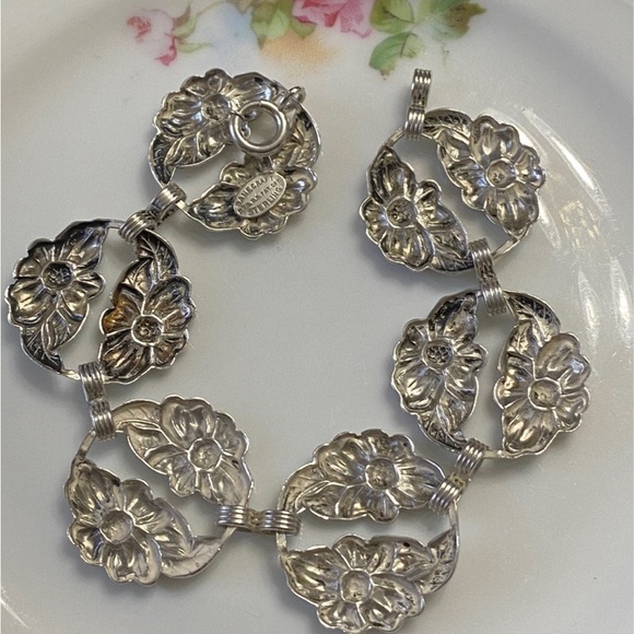 VTG Danecraft Double Flowers Sterling Bracelet - Picture 2 of 5